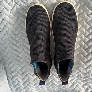 Rothy's Metallic Lattice Stich Chelsea
Sneakers Boot Metallic Blue Navy size 9.5